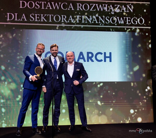 Od lewej: Wojciech Mach, VP Comarch, Piotr Kusek, VP Banking Sales oraz Wojciech Przybył VP Alior Bank