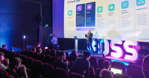 Comarch na Data Science Summit AI Edition: Jak napędzamy transformację „AI-First”!