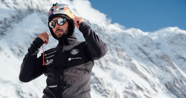 Andrzej Bargiel z historycznym wyczynem! Skialpinista jako pierwszy zjechał na nartach z Nanga Parbat – Comarch oficjalnym sponsorem wyprawy