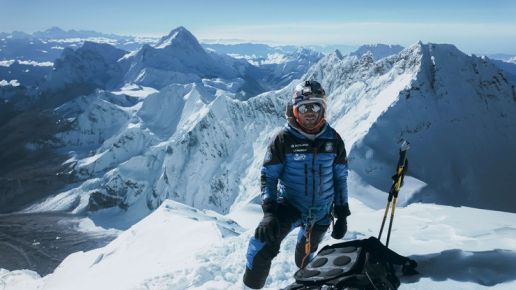 Mamy to! Andrzej Bargiel zjechał na nartach z Mount Everest przy wsparciu Comarch jako Oficjalnego Sponsora