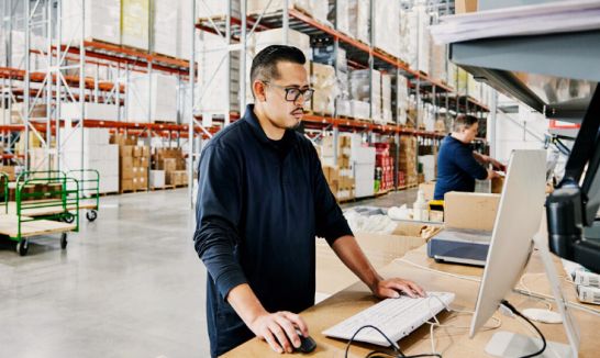 Technologia UWB – czym jest i w jaki sposób warto ją wykorzystać?