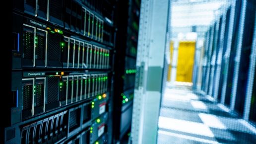 Dlaczego warto korzystać z zewnętrznych usług Data Center?