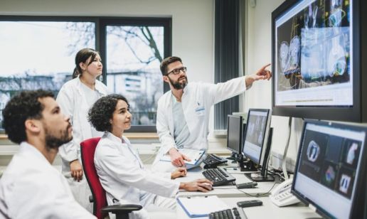 Sztuczna inteligencja (AI) we współczesnej medycynie