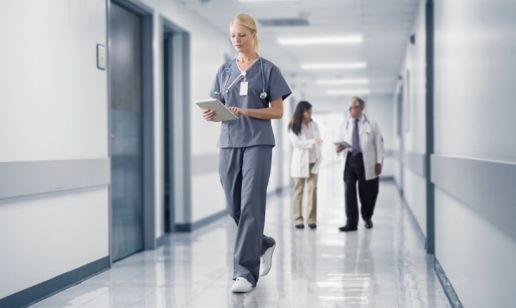 Główne wyzwania cyfryzacji placówek medycznych. Jak je pokonać?