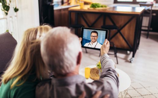 Transformacja opieki senioralnej dzięki rozwiązaniom telemedycznym 