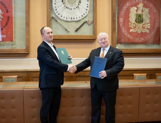 AGH i Comarch łączą siły na rzecz technologii informacyjnych