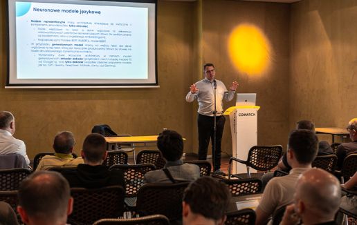 „Modele językowe są jak dziecko”. Współtwórca PLLuM o rozwoju polskiej AI 